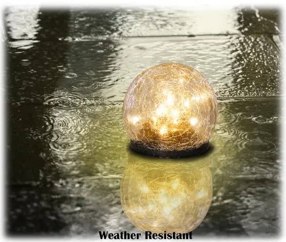 Will's Company - Wholesale Outdoor/Lawn Light - Solar Crackled Glass Globe Ball Light, Set of 2 in 4 colors9
