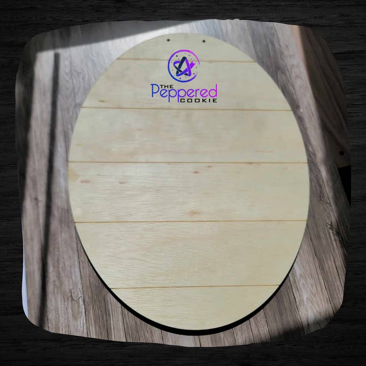 Blank - Rond en bois ovale pour la vente par The Peppered Cookie