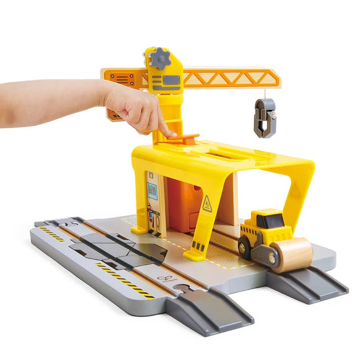 Hape Toys - Wholesale Wood Toy - Kids - Railway Crane Construction2
