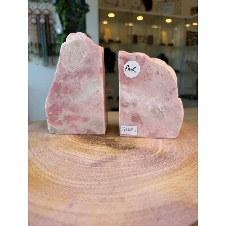 Fermalibri in Cristallo di Opale Rosa - 1,89 kg - 17 cm x 13 cm per la vendita all'ingrosso da parte di Crystal Cove Minerals