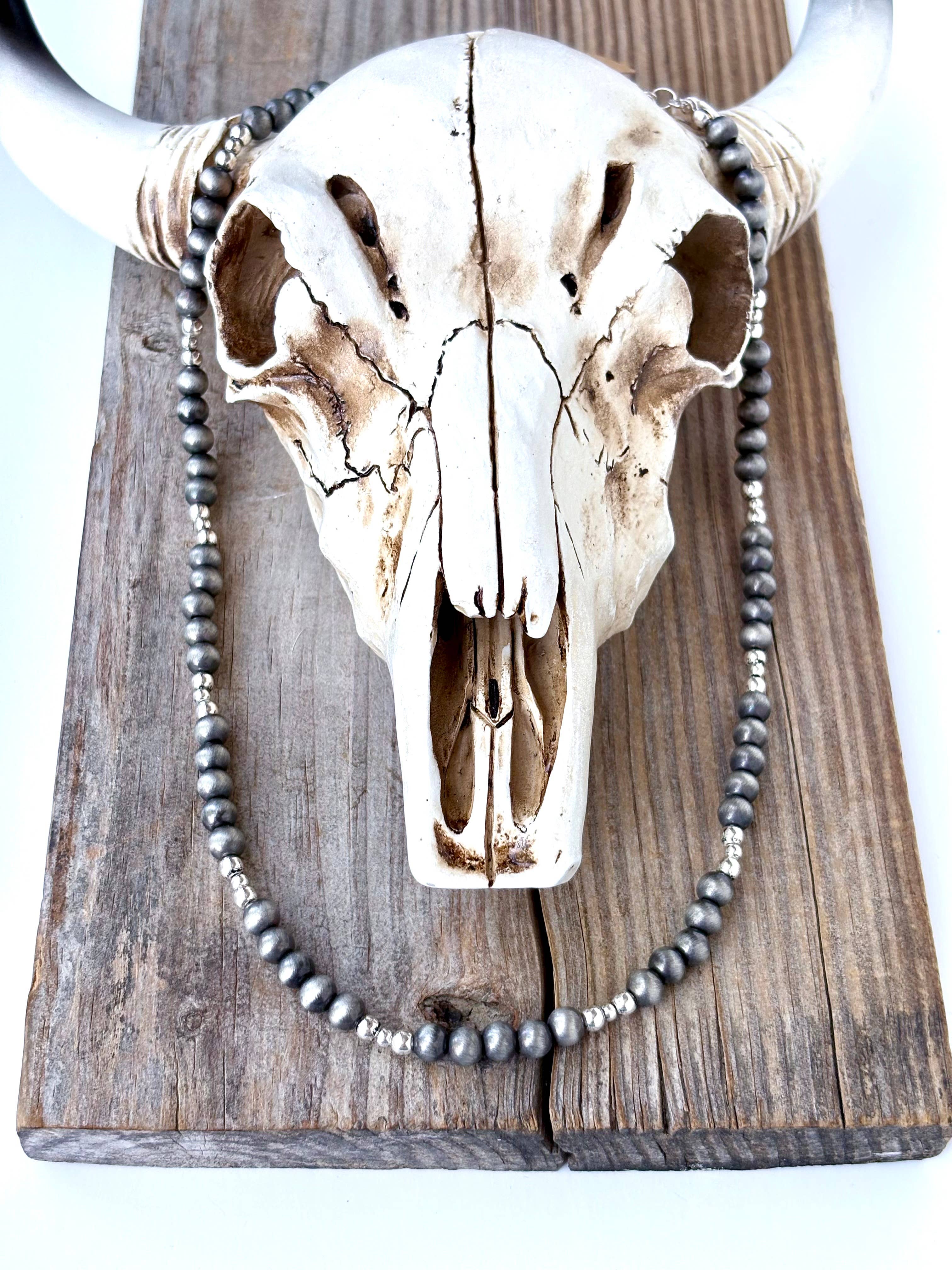 Boho Ranch Shop - Vente Colliers à pendentif - Collier de perles Navajo style occidental0