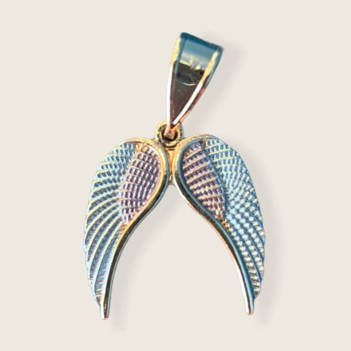 Angel Wings hanger, driekleurig, verguld in 18 kts voor wholesale door Raf Rossi Gold Plated