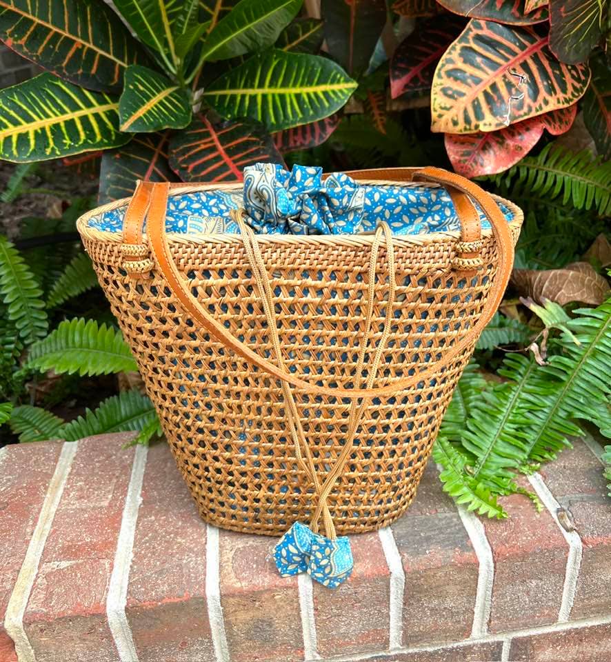 The Winding Road - Wholesale Tote Bag - Women's - Ata Vine Open Weave Bucket Tote Bag with Batik Print Lining6