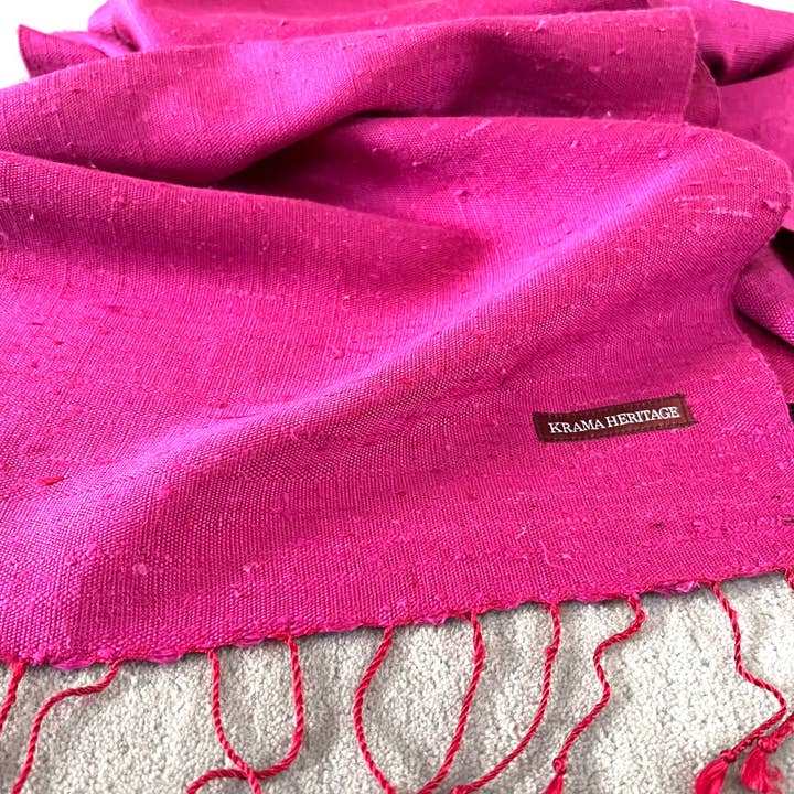 Krama Heritage - Wholesale Scarf - Women's - The Textured Fuchsia Krama in its palm leaf case - Woman5