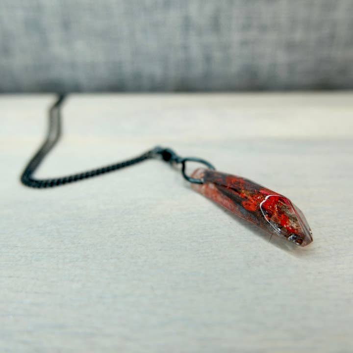 BlueButterflyBazaar - Wholesale Pendant/charm necklace - Darth Maul’s Kyber Crystal Small Pendant Necklace Red and Black crystal Star Wars Gift