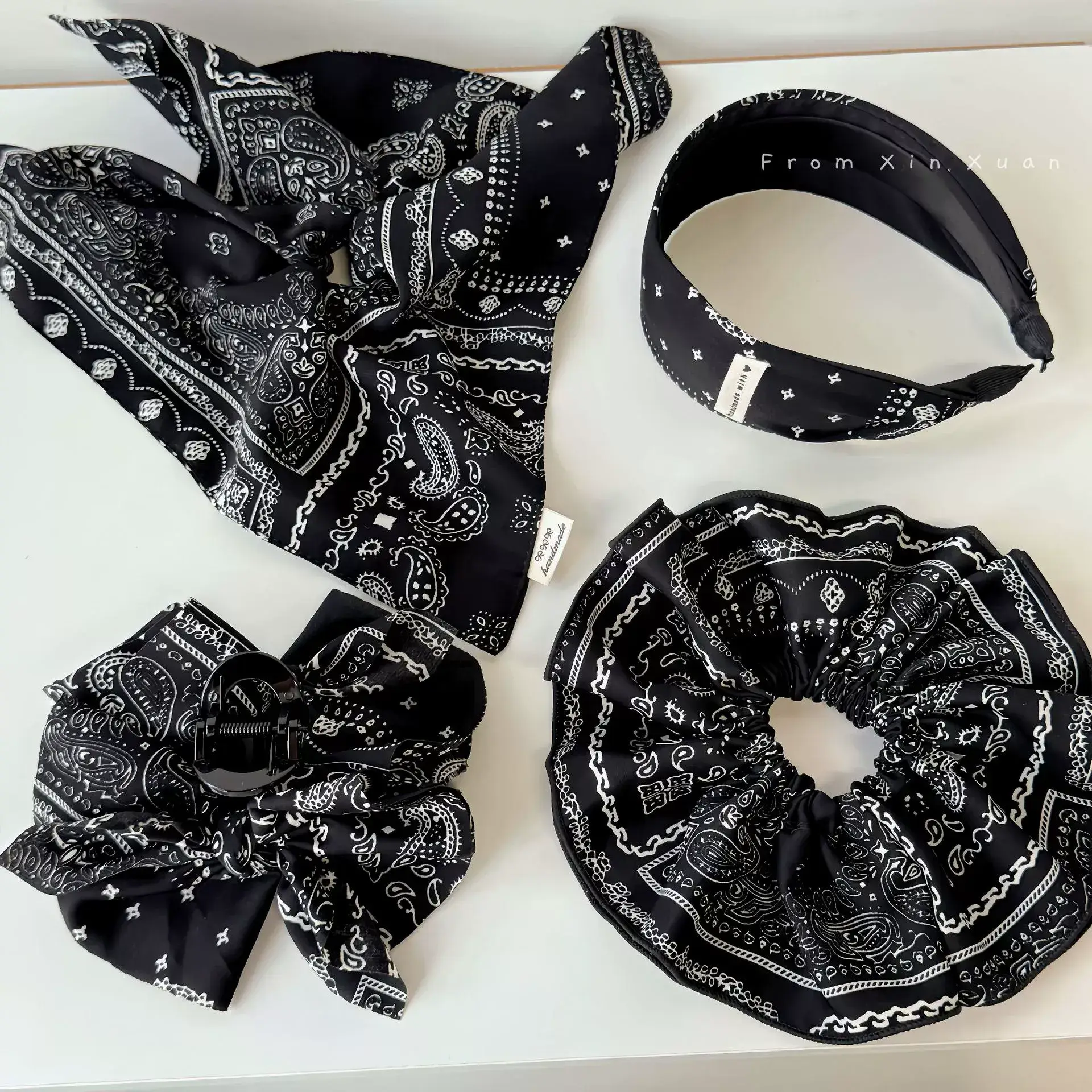 Otterware - Wholesale Hair Accessories Set - Women's - The Bandana Print & Solid 8-Piece Accessory Set5