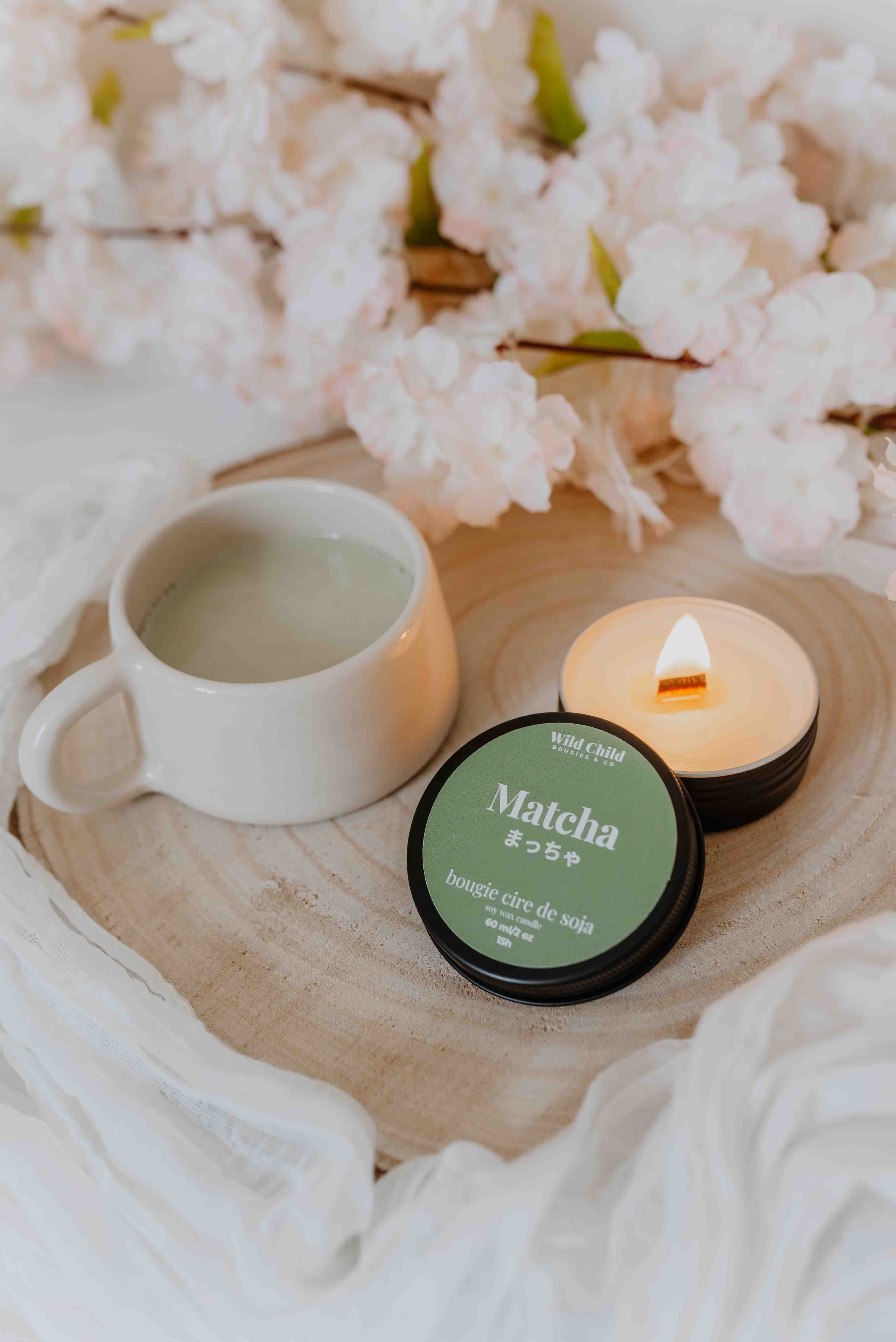 WILD CHILD Bougies & Co – Großhandel Kerze im Glas / gefüllte Kerze – „Matcha“ - Natürliche Duftkerze - 12 Stunden1