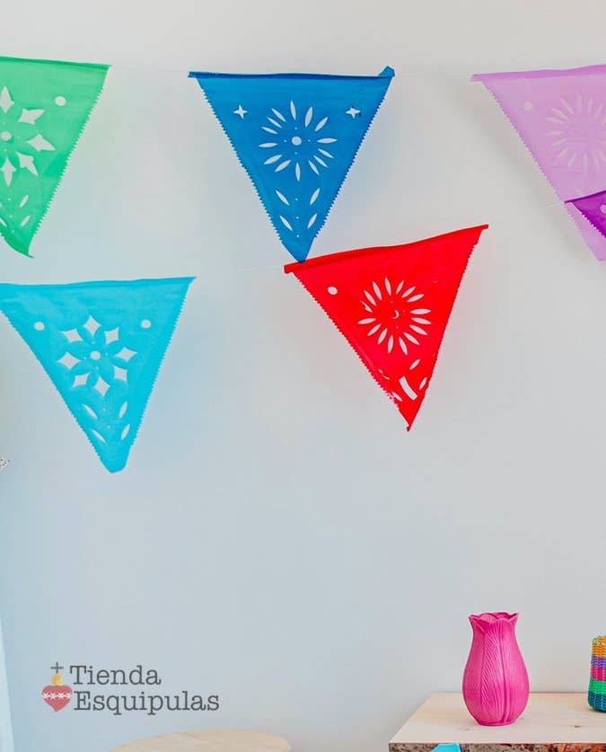 Tienda Esquipulas distribution - Wholesale Bunting/Garland - Papel picado garland plastic flags2