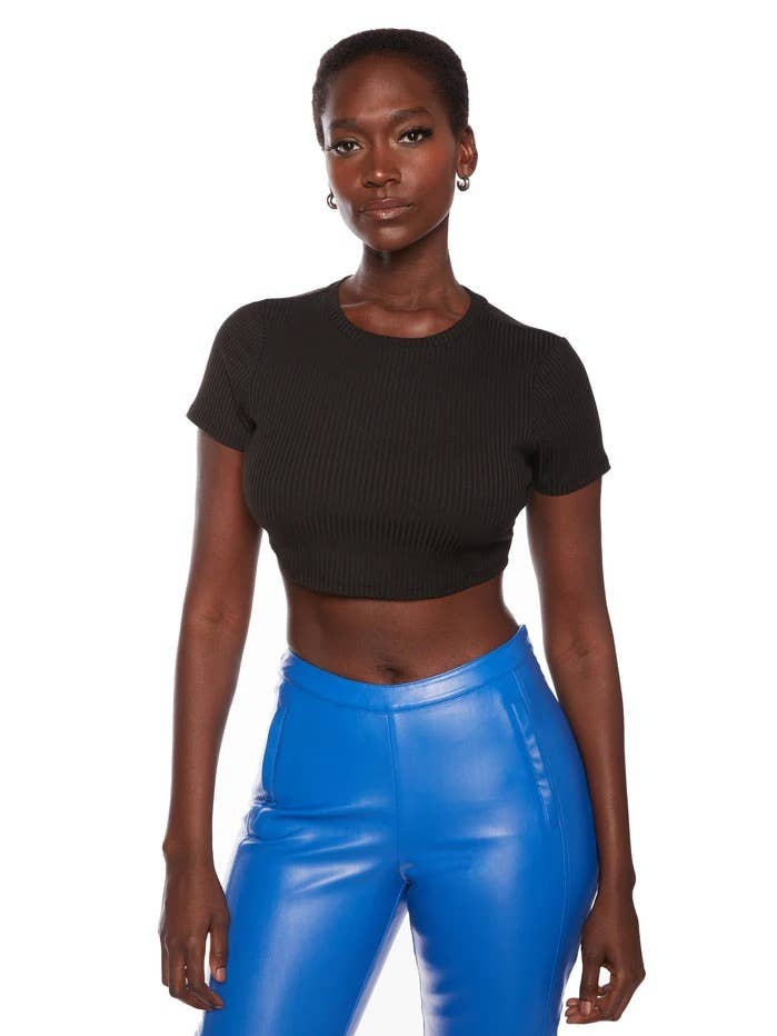 Lorenza Tee for engroshandel hos Steele