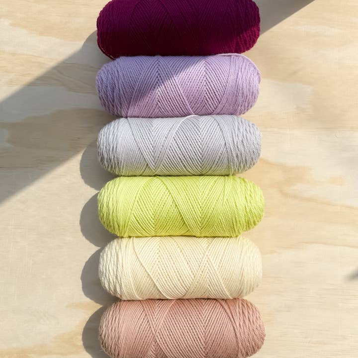 Kelbourne Woolens - Wholesale Yarn - Germantown DK: 100% N. American wool yarn