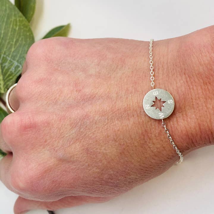 Little Happies Co - Wholesale Charm/Dangle Bracelet - Personalized Graduation Gifts, Compass Bracelet for Girls8