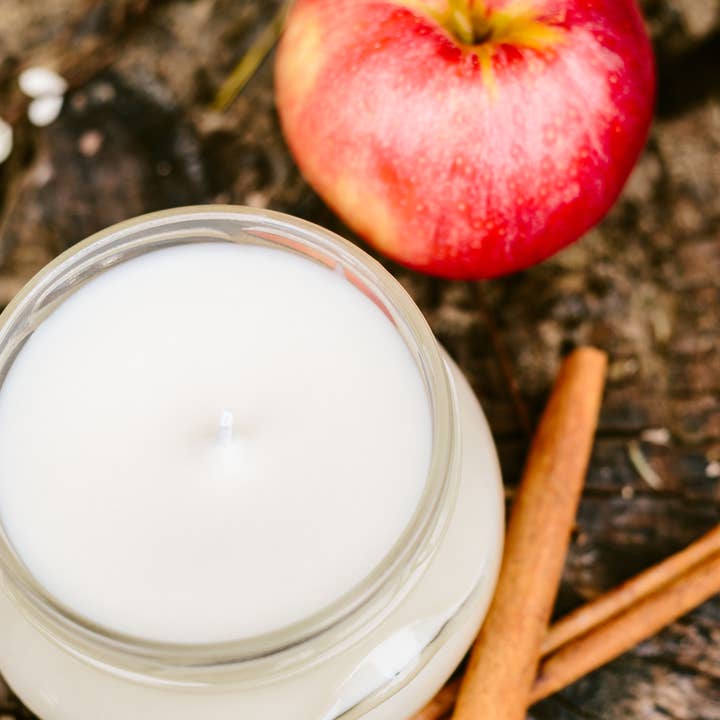 Velvet Whiskey Candle Co - Wholesale Jar/Filled Candle - 6.5 oz Warm Cider Candle2