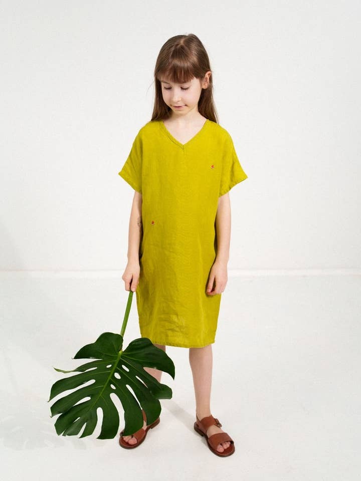 Kleid Elana (GR82) für den Großhandel von La Petite Alice