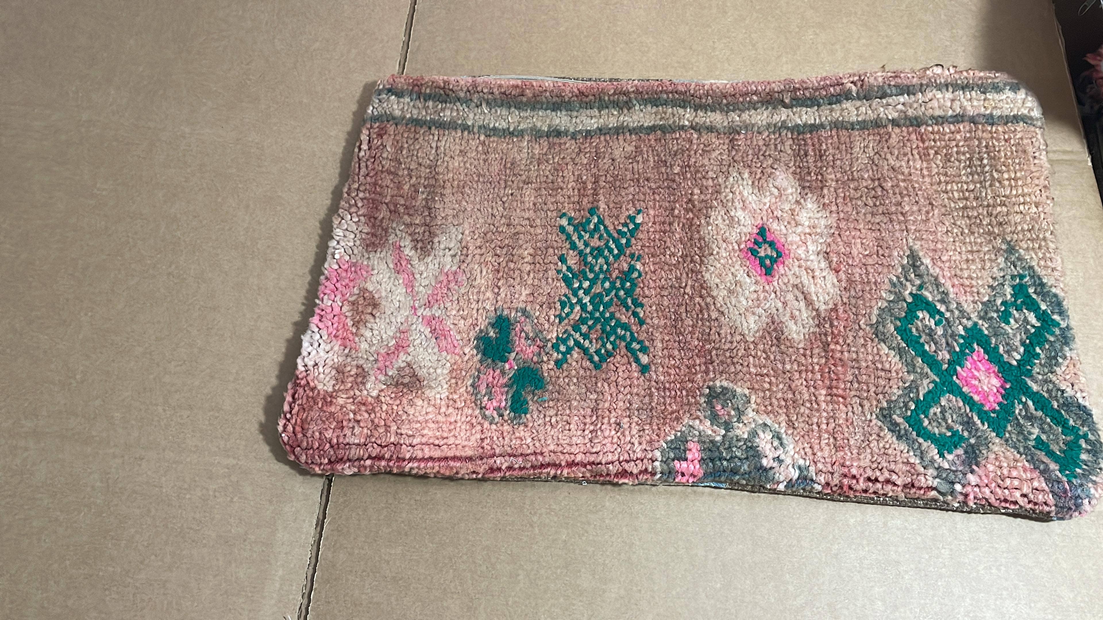 marrakeshop - Wholesale Throw pillow cover - Moroccan Vintage Boujad Cushions Pillows Cover Case8