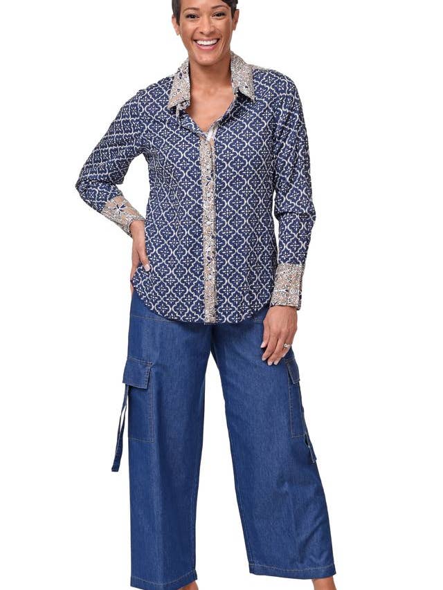 CV1087 Gretchen Camisa Abotonada en Azulejo** para venta al por mayor de Tulip Clothing