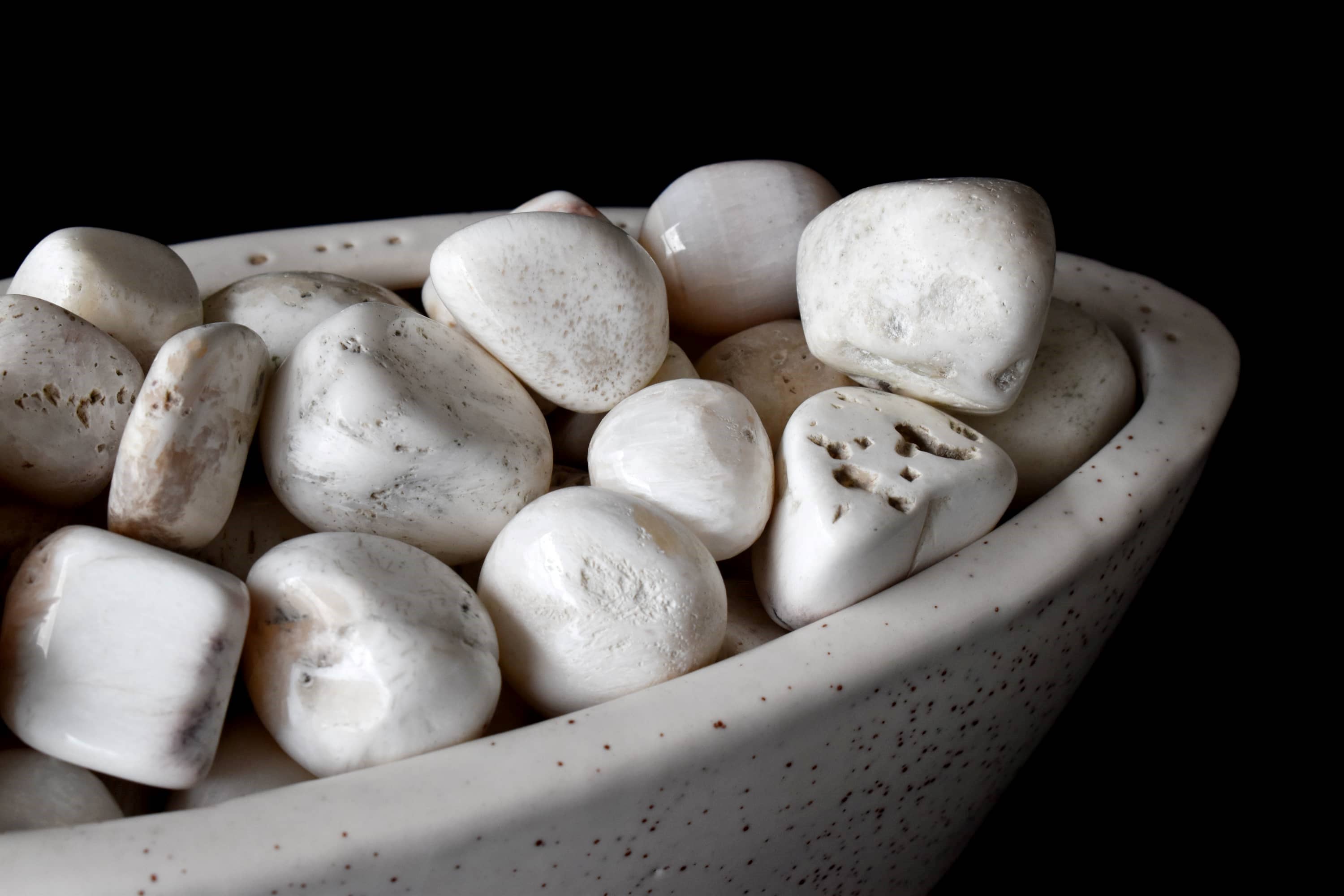 Soothing Crystals – wholesale Spiritual stone/crystal – 1Pc Tumbled Stones | Scolecite | Healing Crystals Stones3