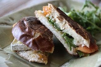 Sallie's Greatest - Wholesale Jam/Jelly - 9.5 oz. Peach + Mint Jam2