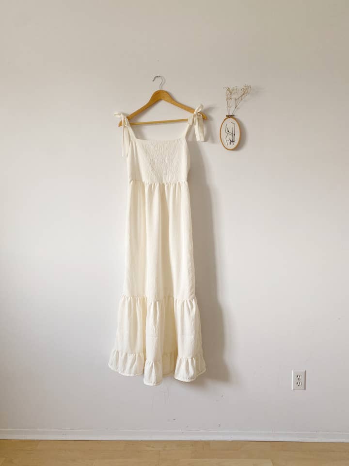 Robe Sofia Ivoire pour la vente par Rubis Pastel