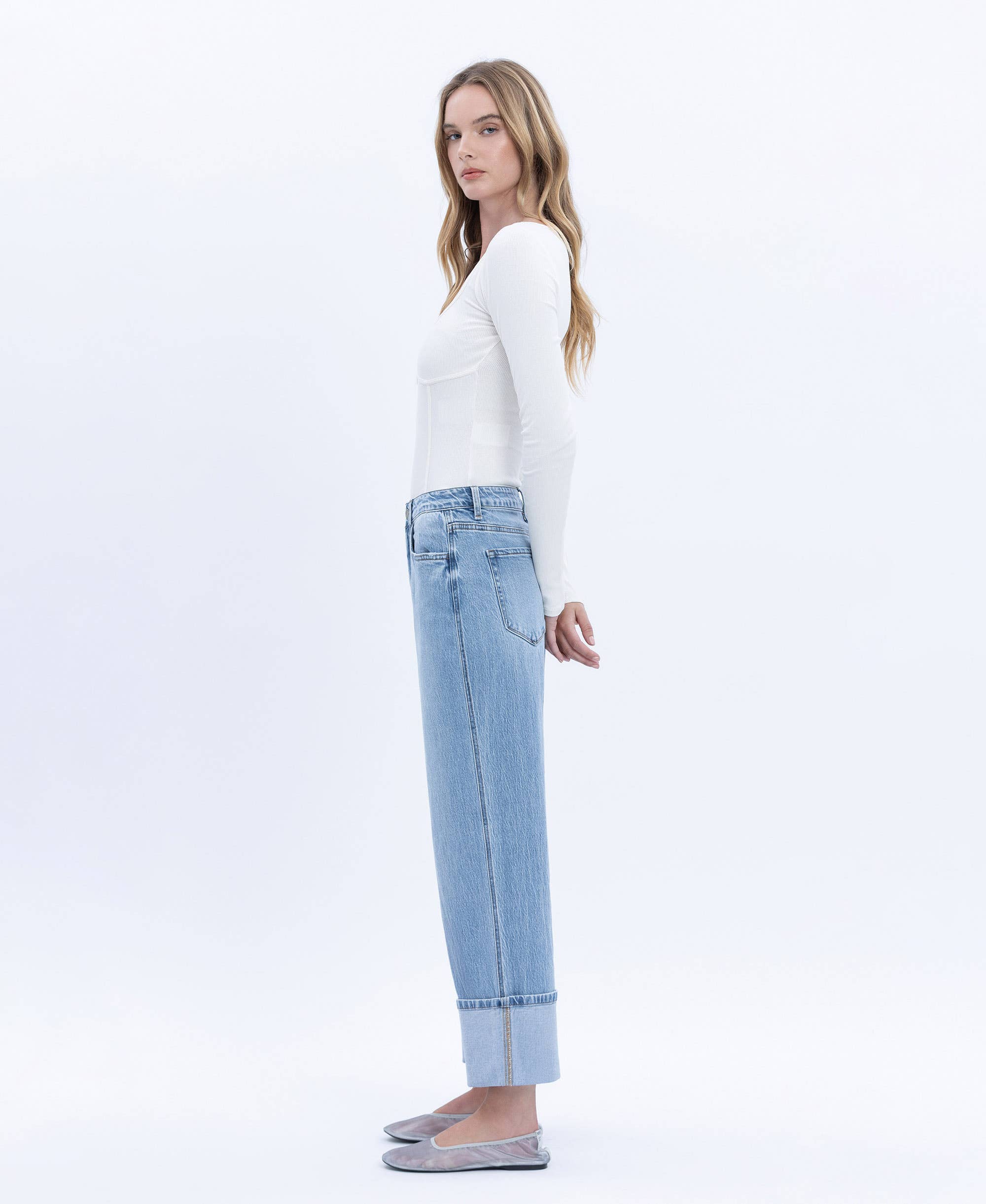 ENRAPTURE SUPER HIGH RISE CUFFED BAGGY STRAIGHT JEANS T6513 for wholesale on Faire10