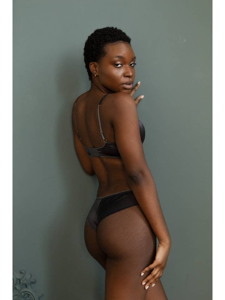 Angie's Showroom – Engroshandel Undertøj - Dame – Privilege silke bikini-trusser11