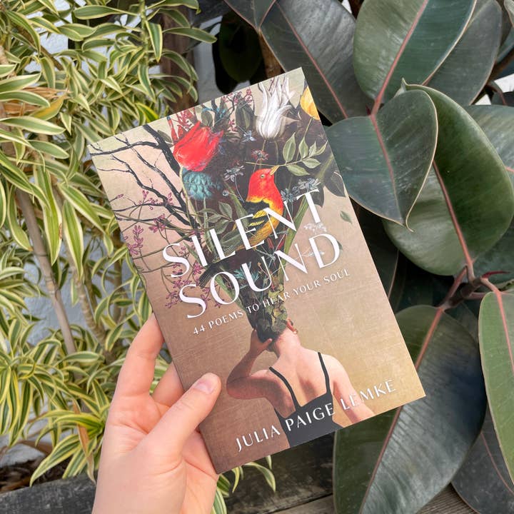 Julia Paige Lemke – wholesale Poetry and drama – Silent Sound: 44 Poems to Hear Your Soul2
