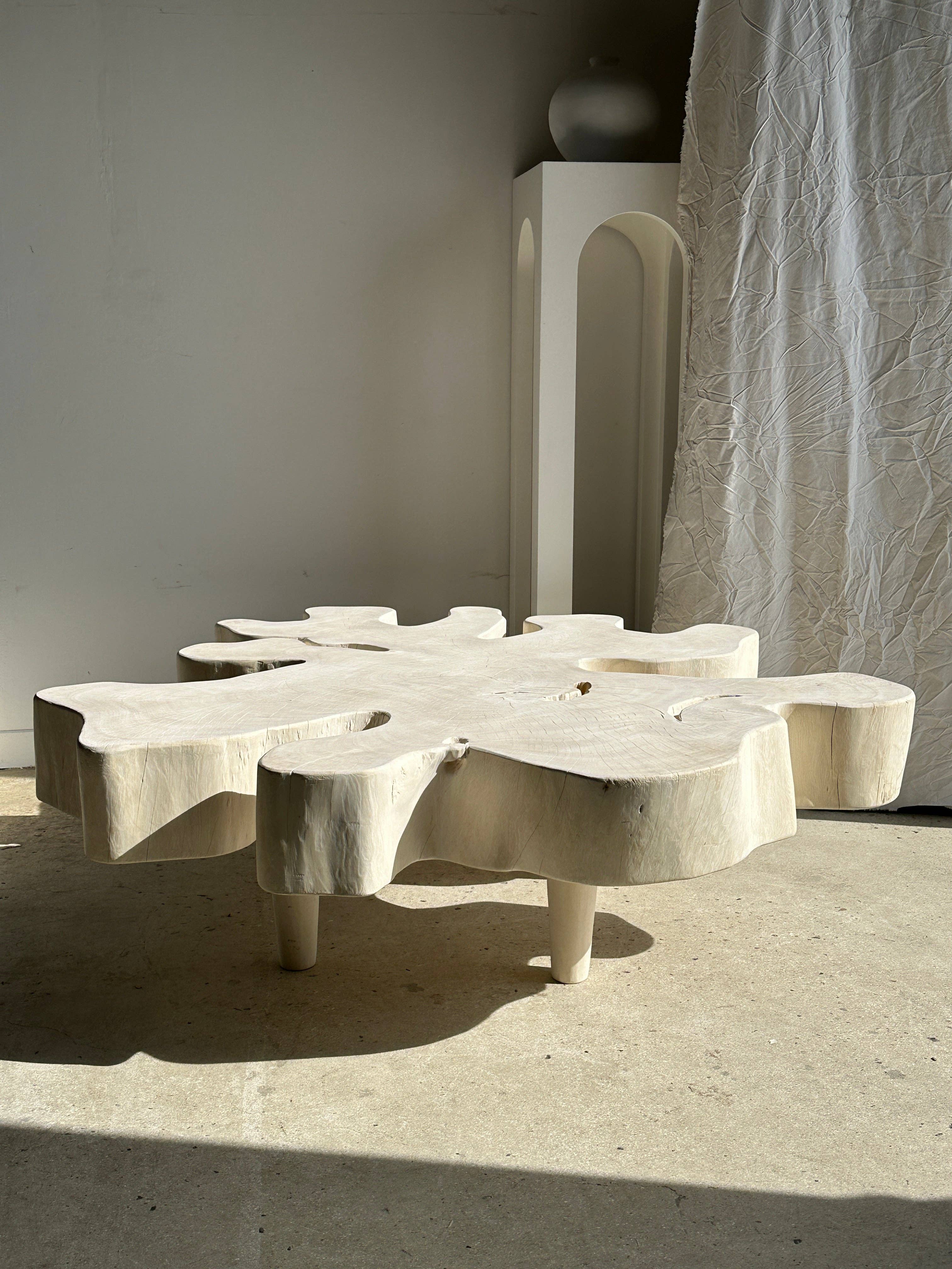 Office Objets - Wholesale Coffee Table - Very large coffee table in bleached mango wood with organic top D:140cm16