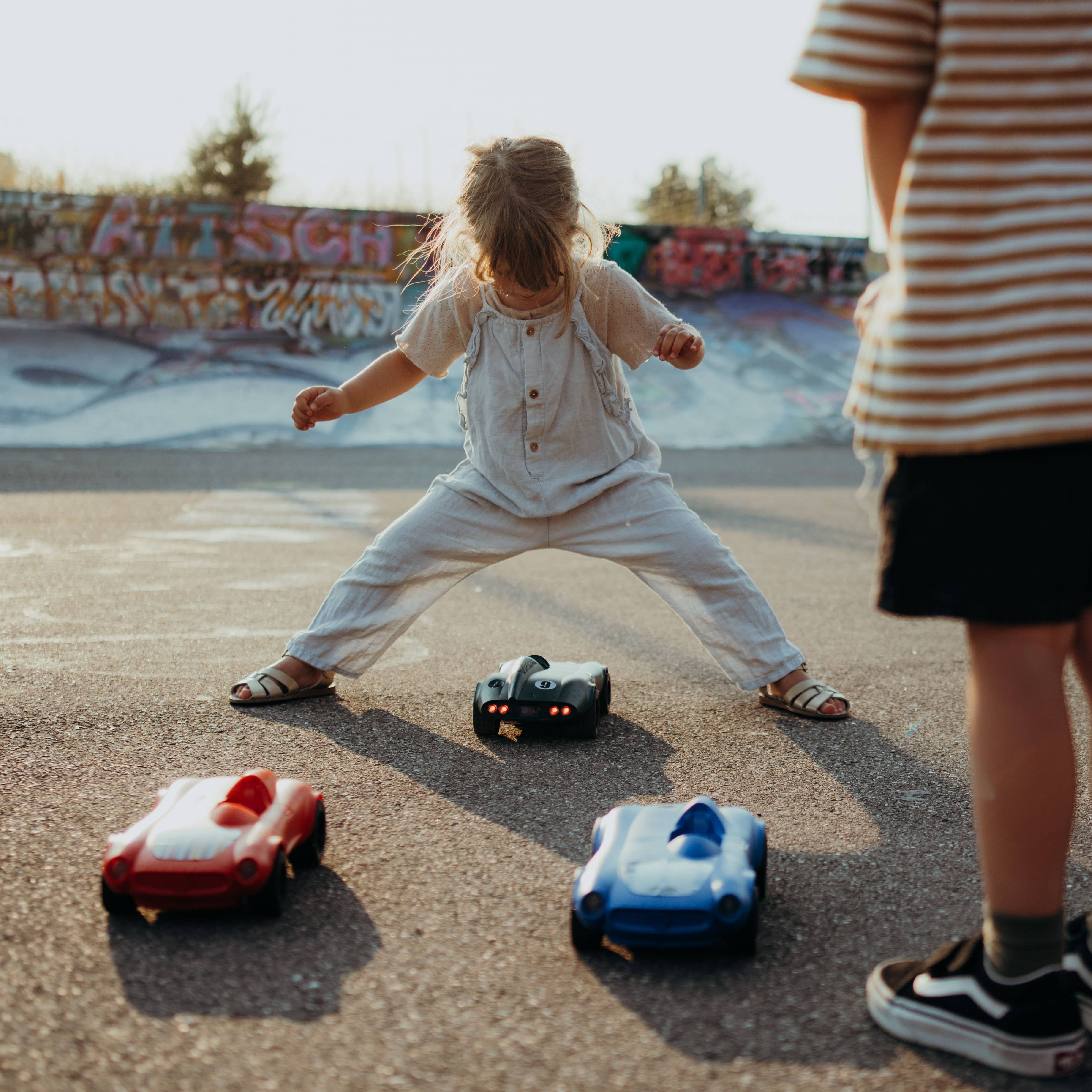 Oli Olsen – wholesale Toy car/truck – Child – KIDYWOLF Remote Control Car With Light Up Lights - Blue Car8