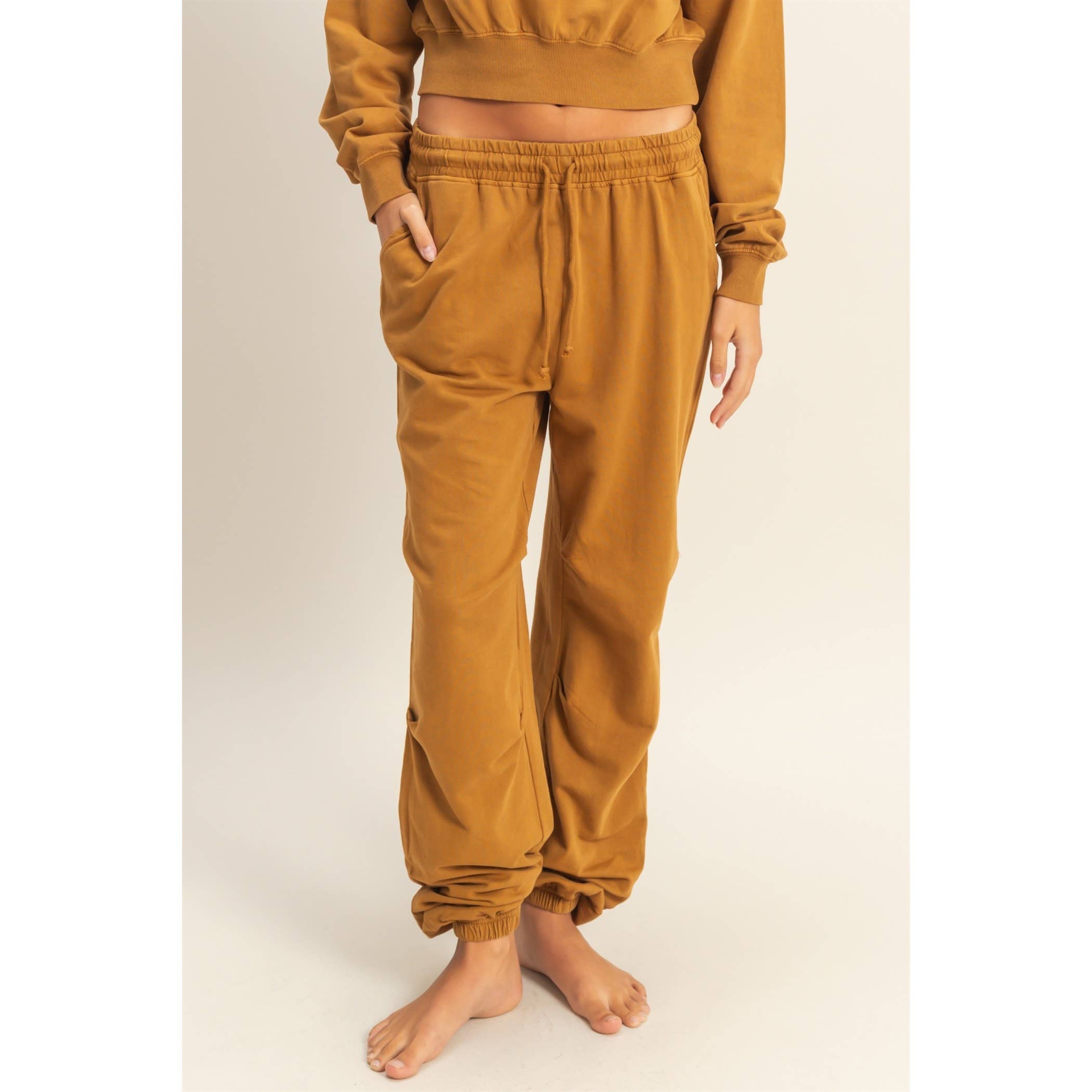 HYFVE - Venta al por mayor Pantalones de chándal/cómodos - Mujer - Pantalones de chándal plisados de cintura alta con cordón21