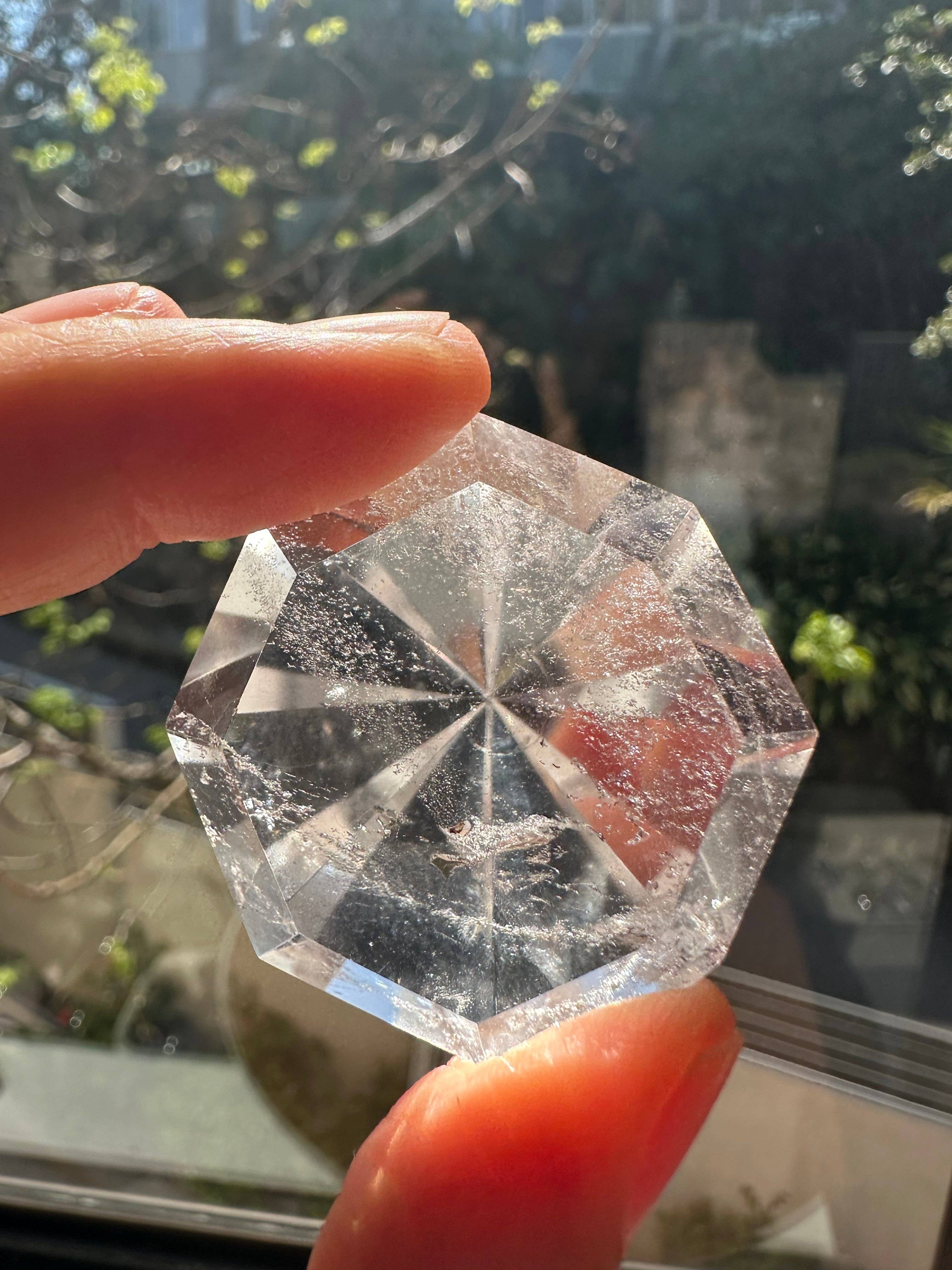 Moon Rituals - Wholesale Spiritual Stone/Crystal - Exquisite Clear Quartz Diamond 3–4cm – Natural Healing Crystal for Clarity, Energy & Christmas Crystal Gift10