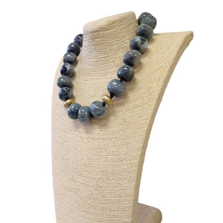 Bijoux Envie Statement Jewelry – wholesale Beaded/pearl necklace – Blue Necklace | Gumball Necklace | Nautical | Navy | Chunky