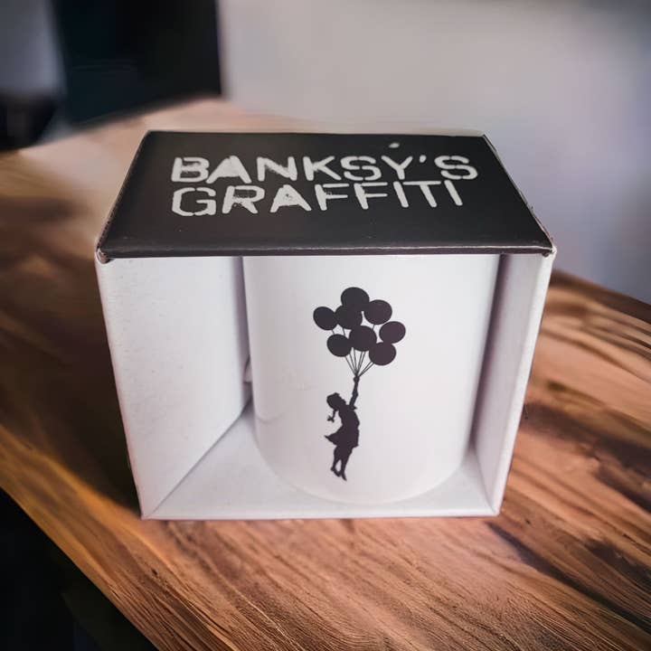 URBAN.ITY SRL - Wholesale Coffee Mug - Banksy Ceramic Mug 325ml - Flying Balloons Girl