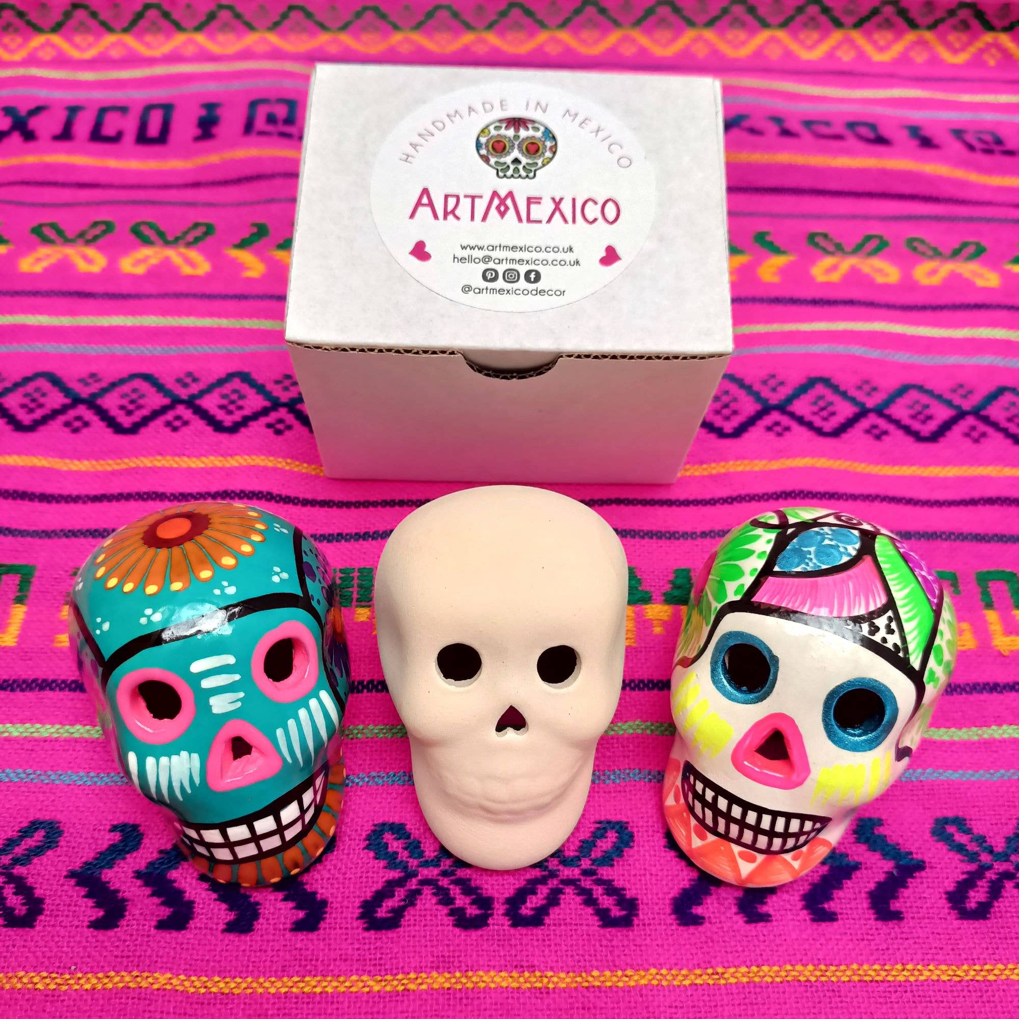 ArtMexico Ltd – wholesale Decorative figurine – Unpainted White Ceramic Sugar Skulls To Paint8
