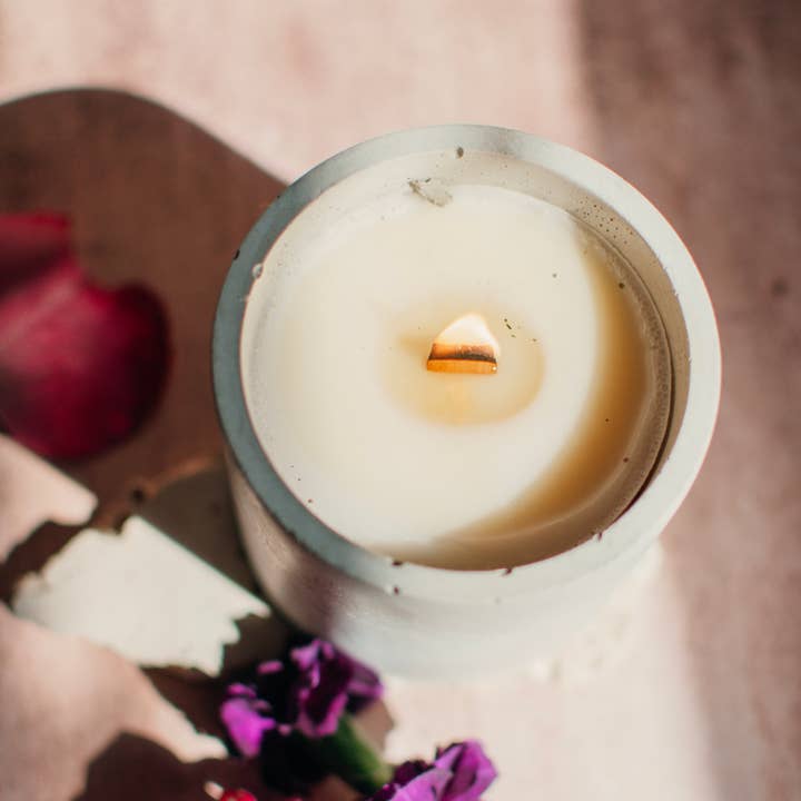 TEN|4 Candle Co. - Wholesale Jar/Filled Candle - 9.5 oz Wild Violet Santal Concrete Candle