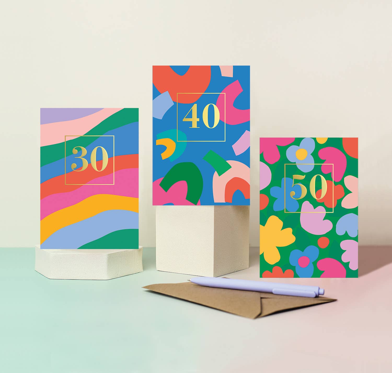 Mifkins – wholesale Birthday card – Vibrant Striped 30th Birthday Card with Gold Foil Number3