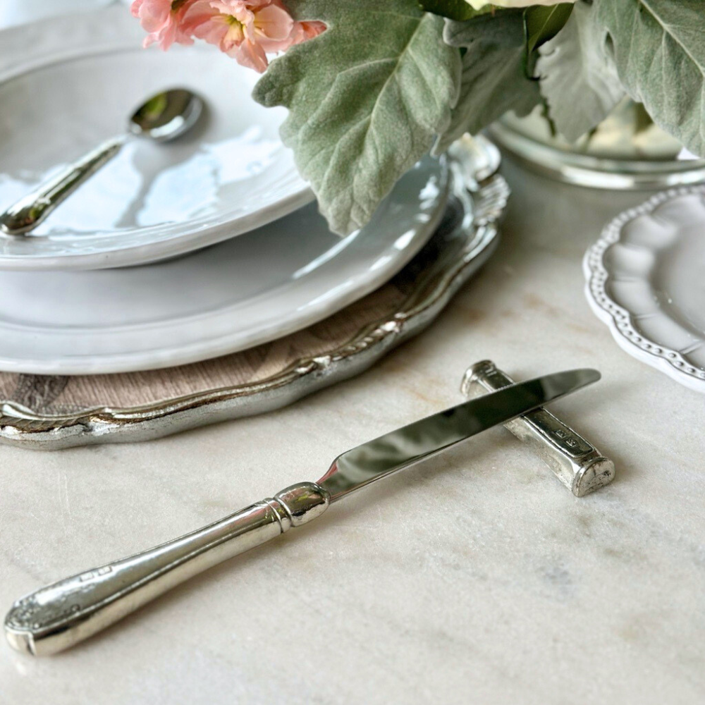 Arte Italica & Crown Linen Designs - Wholesale Knife Set - Tavola Knife Rest Set Of 4 With Pouch2