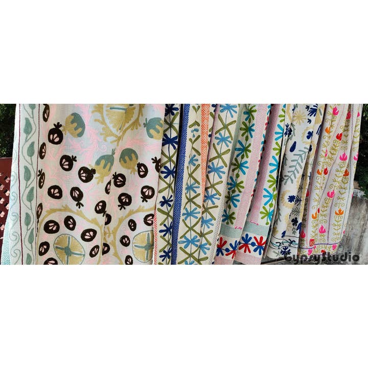 Bhawana Handicrafts - Wholesale Quilt - 5 Piece Lot, White Suzani Bed Spread Tapestry Colorful Quilt5