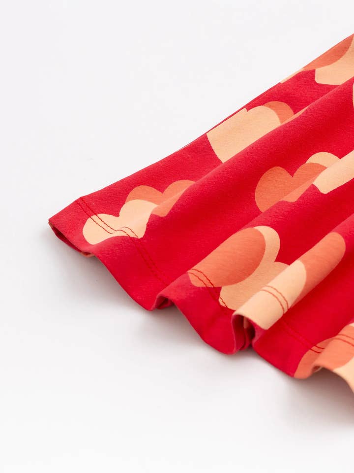 Monica + Andy – wholesale Klänning – Barn – Alla hjärtans dag Volang Låt oss Dansa Klänning_Fladdrande Hjärtan5