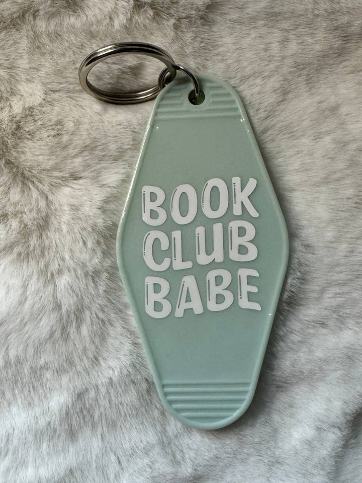 Motel Sleutelhangers - Boekenclub Babe voor wholesale door Elation Collective