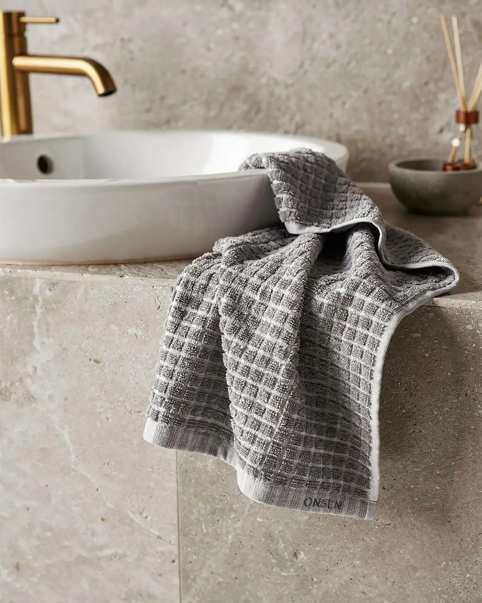 Onsen - Wholesale Hand Towel - Sculpted Terry Hand Towel Set3