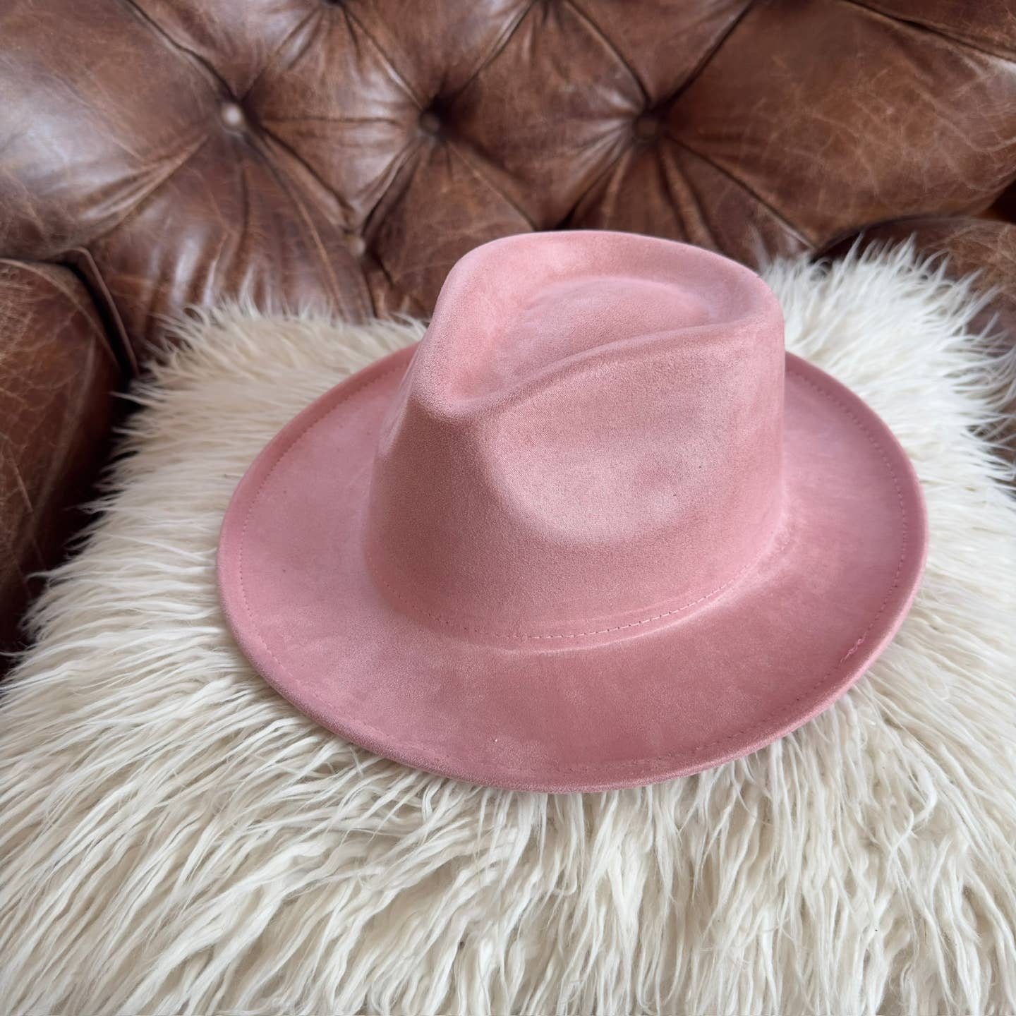 Queens INC - Wholesale Fedora - Women's - Stiff Short  Brim Rancher in  Suede Hat16