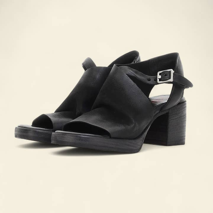 Aston pour la vente par A.S.98 Canada