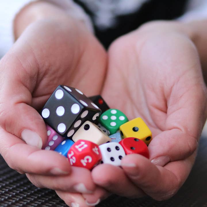 Glue Bunny Games - Wholesale Dice - bitches (a dice game)2