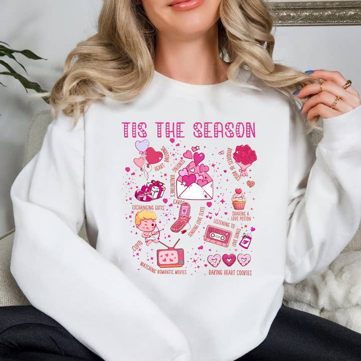 Het is het seizoen Valentijnsdag Sweatshirt voor wholesale door Simply Spoken Apparel