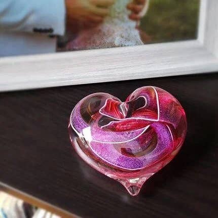 epiphany studios - Wholesale Paper Weight - Heart Paperweight - Cranberry Enchanted3