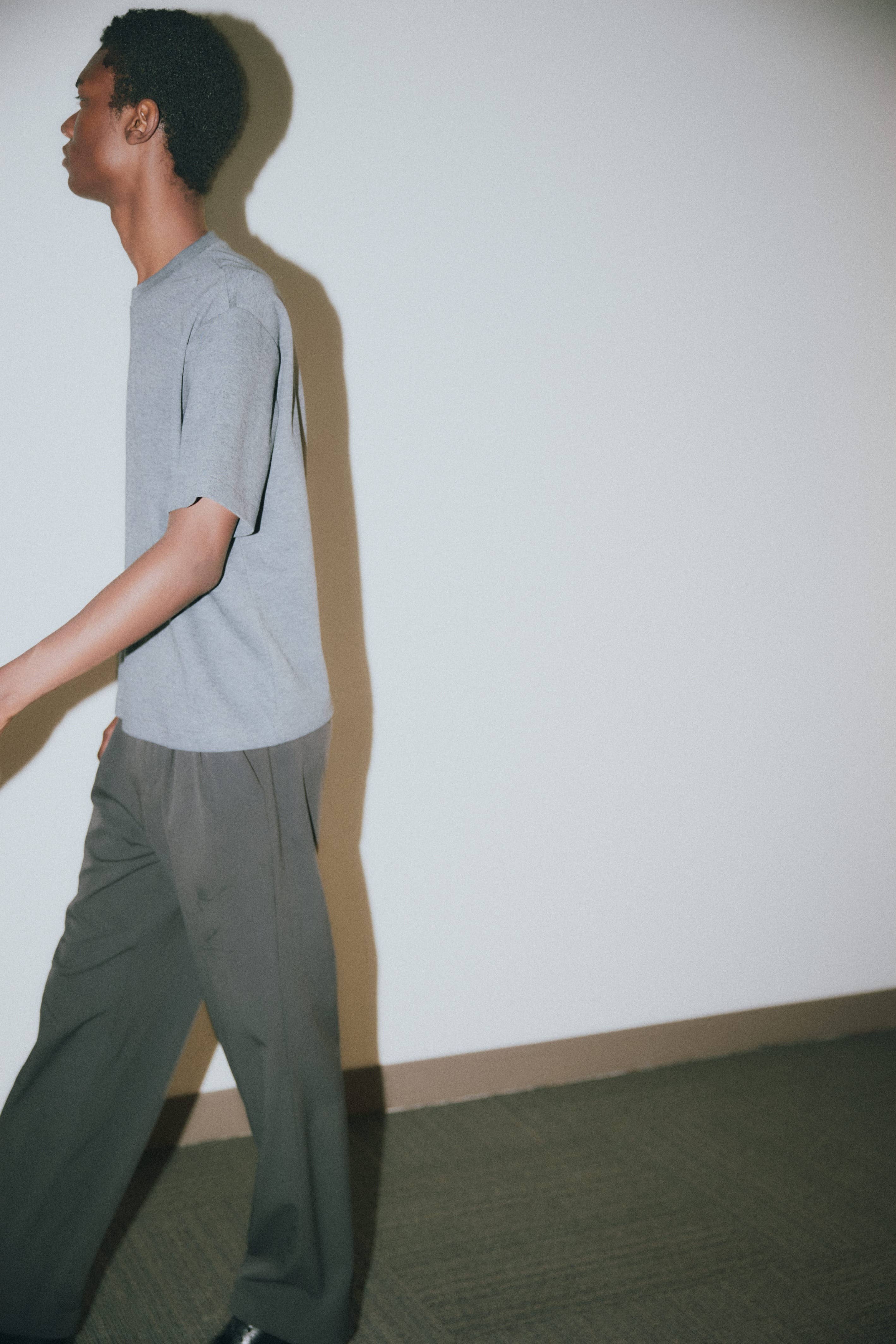 MOD REF - Wholesale T-Shirt - Unisex - The Rex Top | Relaxed Boxy T-Shirt2