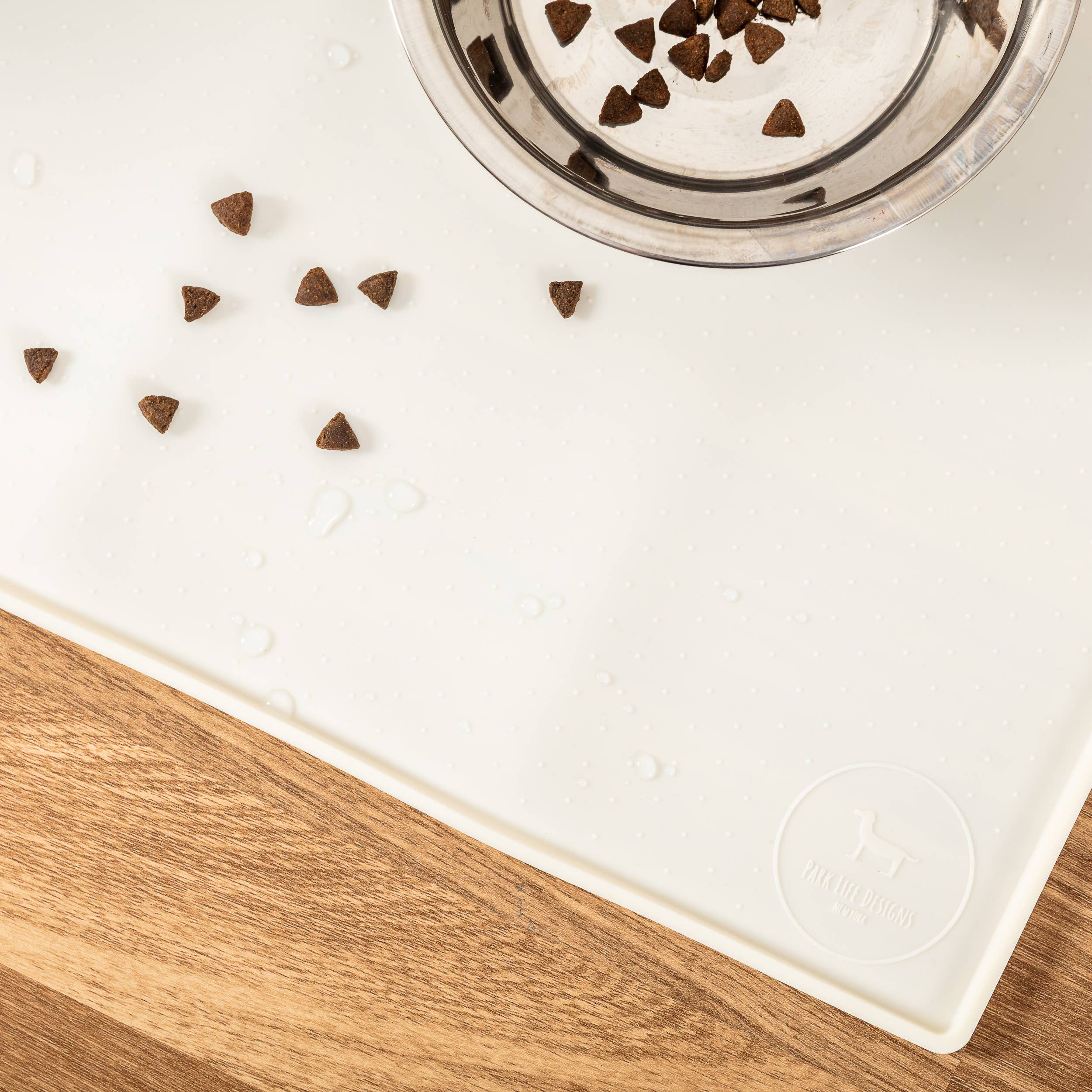 Park Life Designs - Venta al por mayor Esterilla para comedero de mascotas - Perros - Tapete de silicona para mascotas sin desorden14