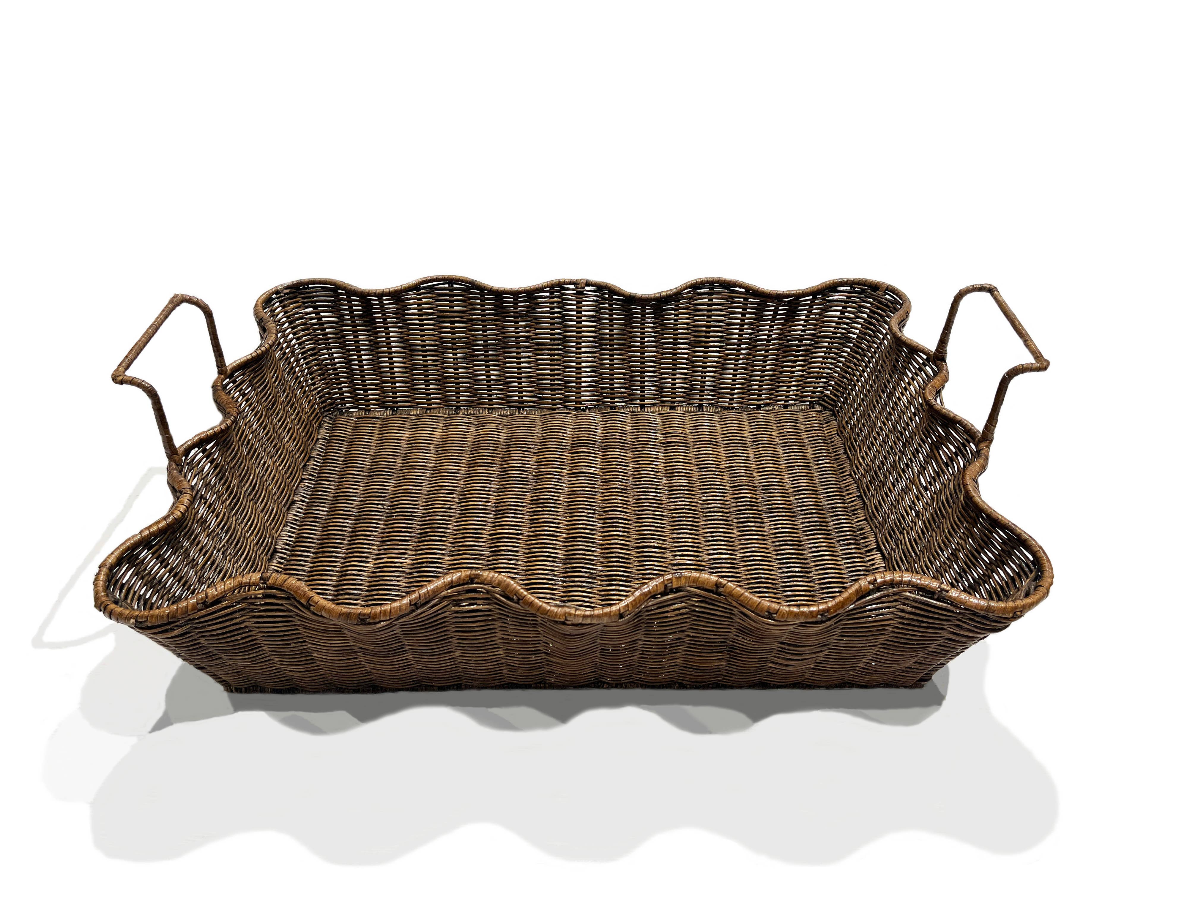 Matahari - Wholesale Decorative Tray - Large Scalloped Tray3