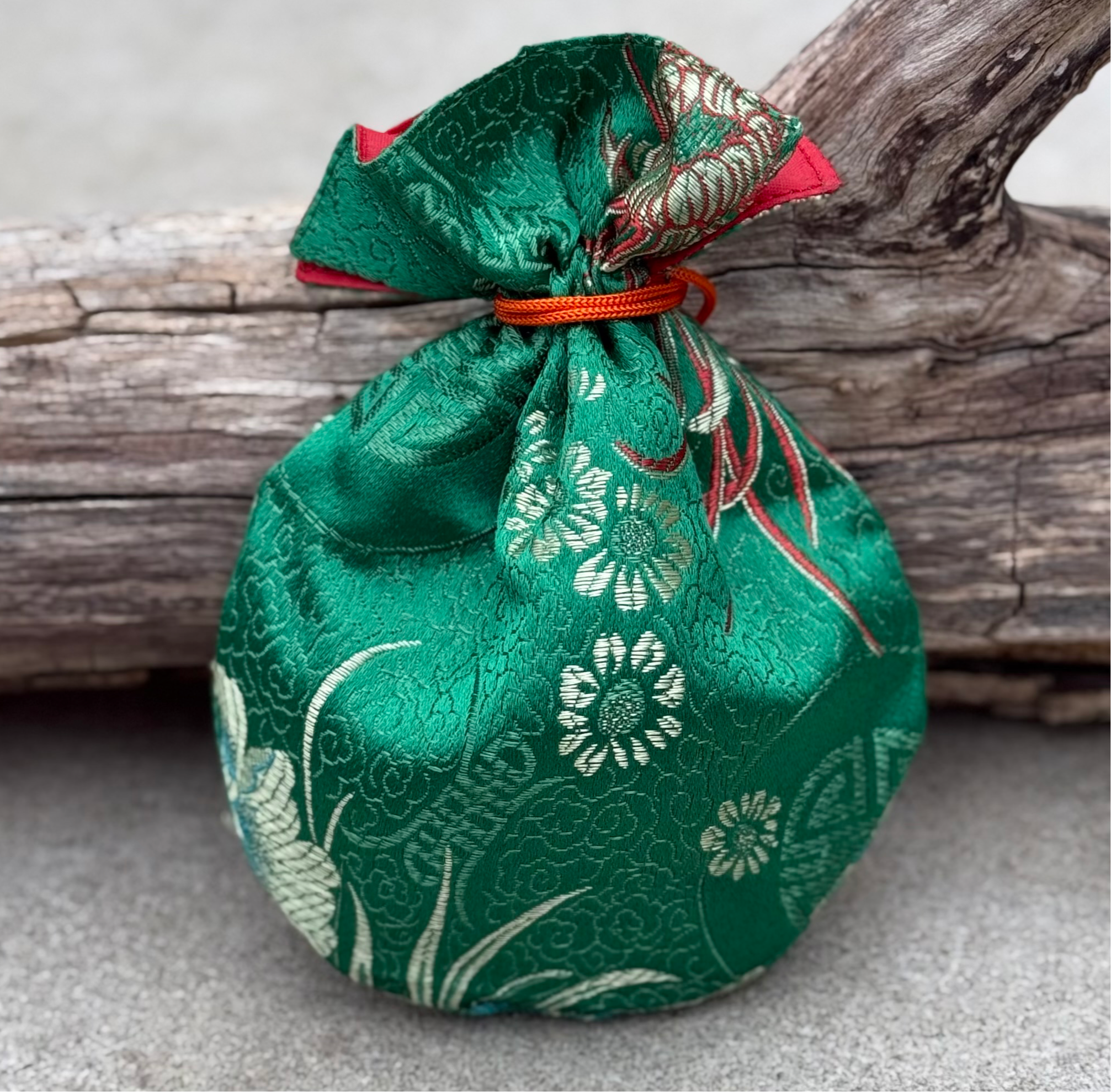 Lungta Imports – wholesale Musical instrument – 2 Pairs Brass Floral Finger Cymbals Zills for Belly Dance6