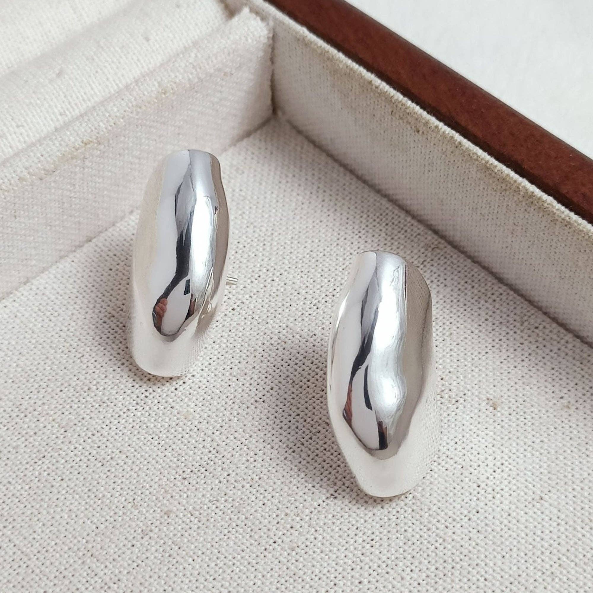 LanLivia – wholesale Cuff/wrap earrings – Unique Silver Armor Wrap Earrings1