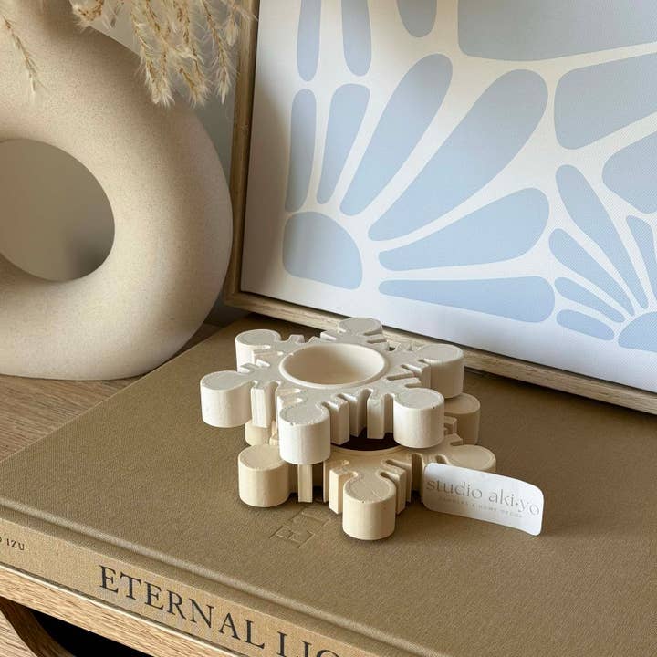 Studio Akiyo - Wholesale Candle Holder - Holiday Snowflake Tealight Candle Holder | Christmas Decor2